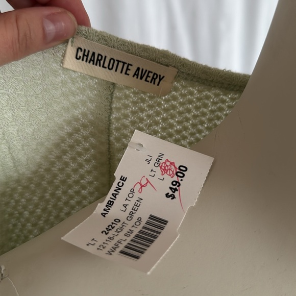NWT! Charlotte Avery Waffle Knit Long Sleeve in Light Green - Picture 4 of 5